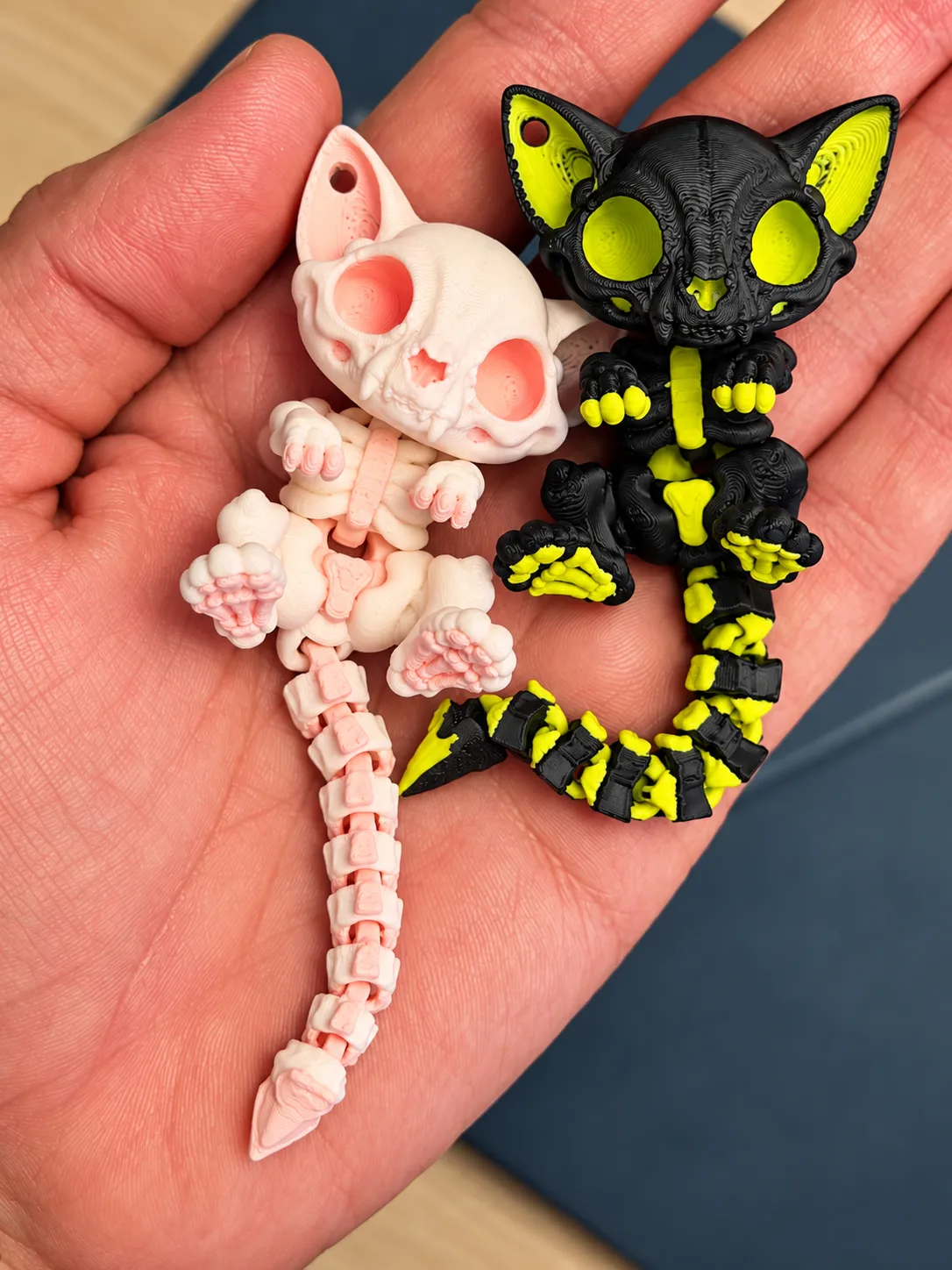 Gatinho Esqueleto Articulado Flexível – Gato Caveirinha Fofo Kawaii Halloween