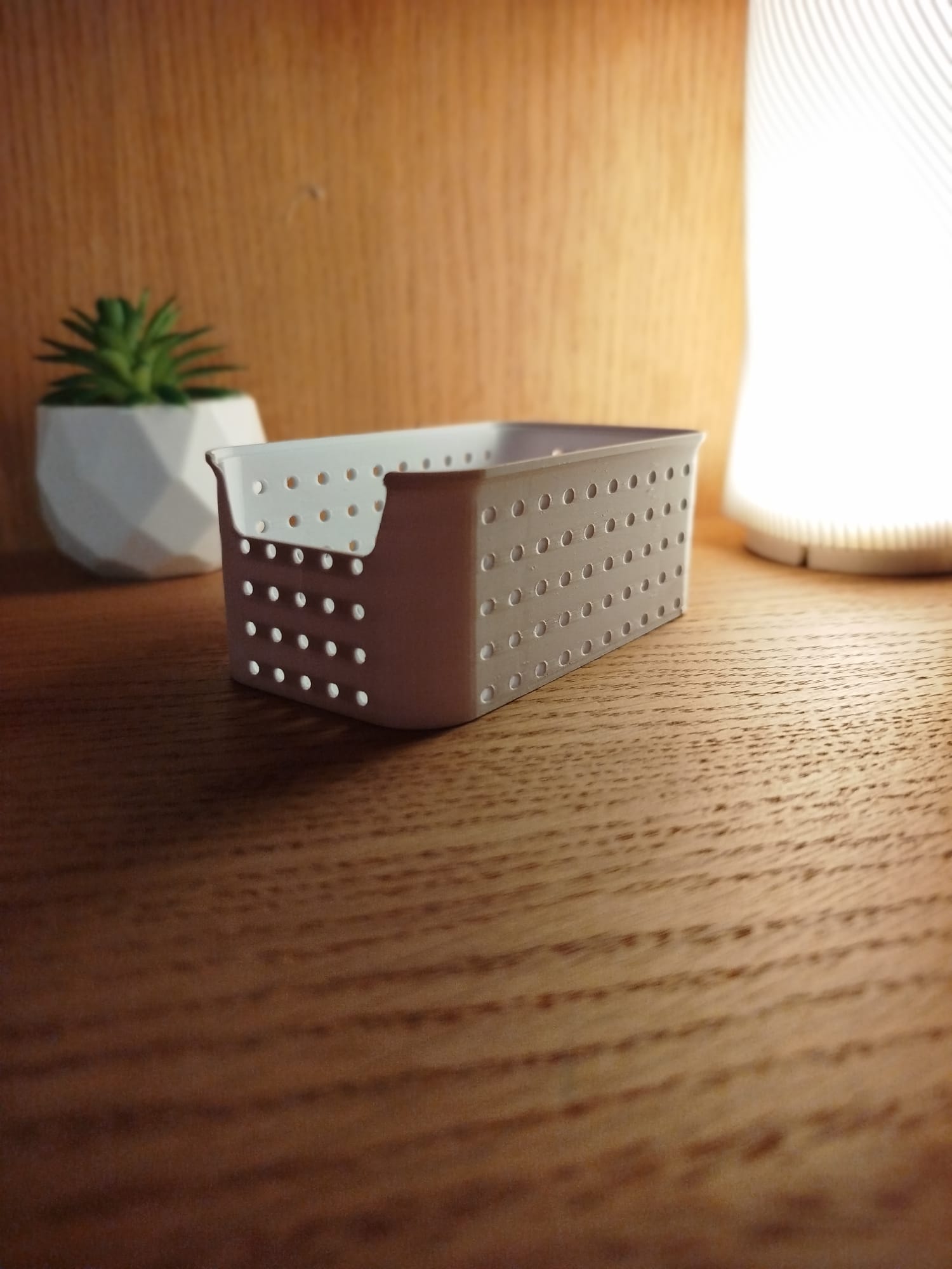Miniatura 2 do modelo 3D Stackable minimalistic basket