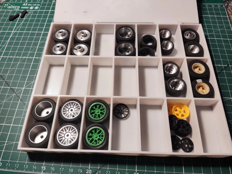Slotcar Carrera Reifenbox Felgenbox 