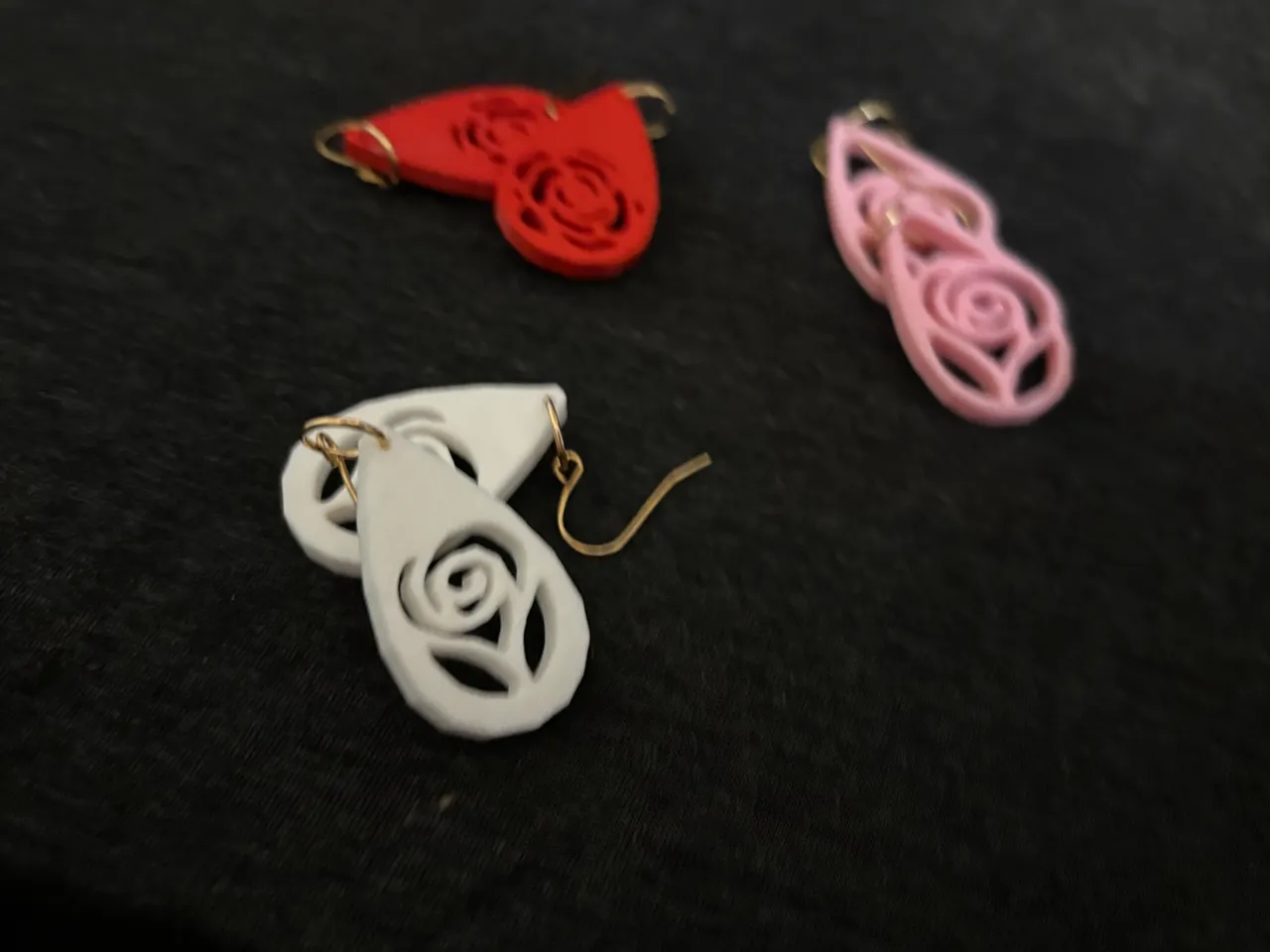 Flower earrings view 3