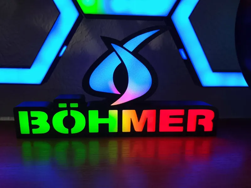 BÖHMER Transport LED Logo Light – Modern Desk