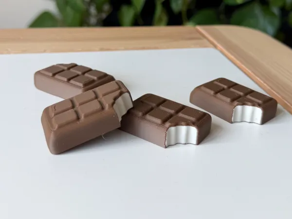 https://makerworld.bblmw.com/makerworld/model/US2106ae652fd046/design/84bcb78256d7e4cc.jpeg