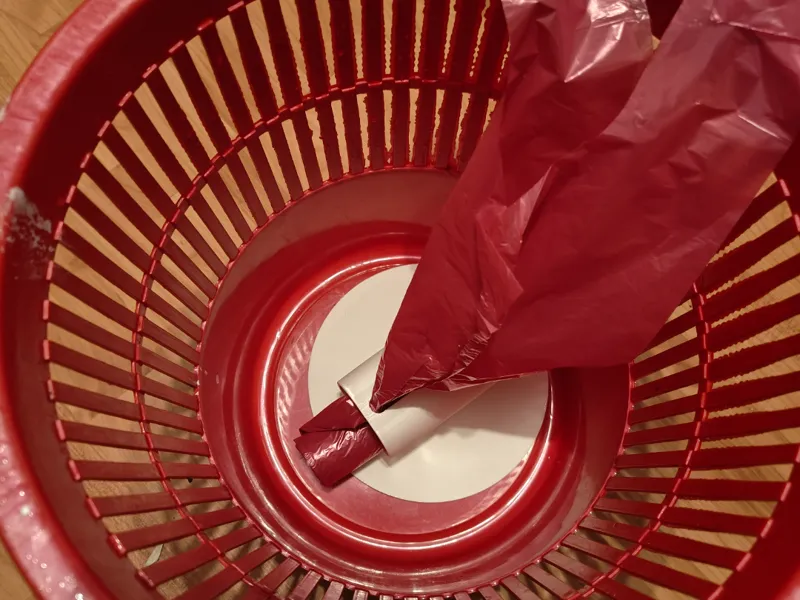 trash bin bag dispenser
