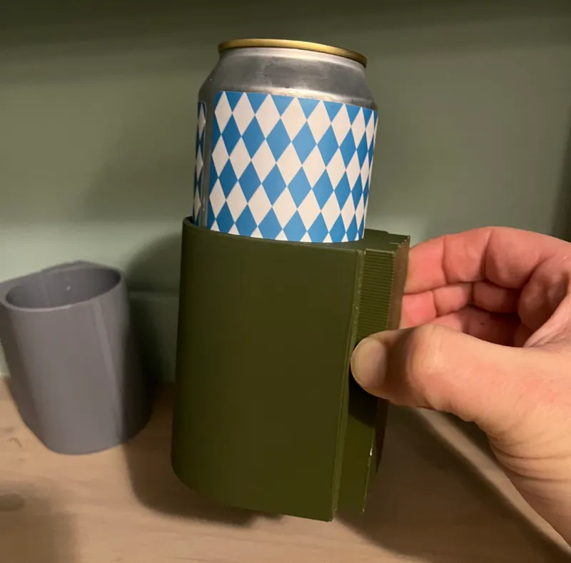 Pinch Grip Can Holder