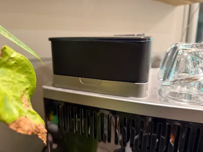 Delonghi Magnifica riser with rear scar