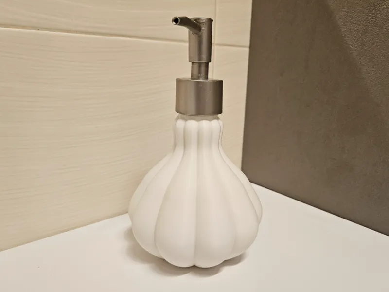 Pumpkin-Shaped Soap Dispenser