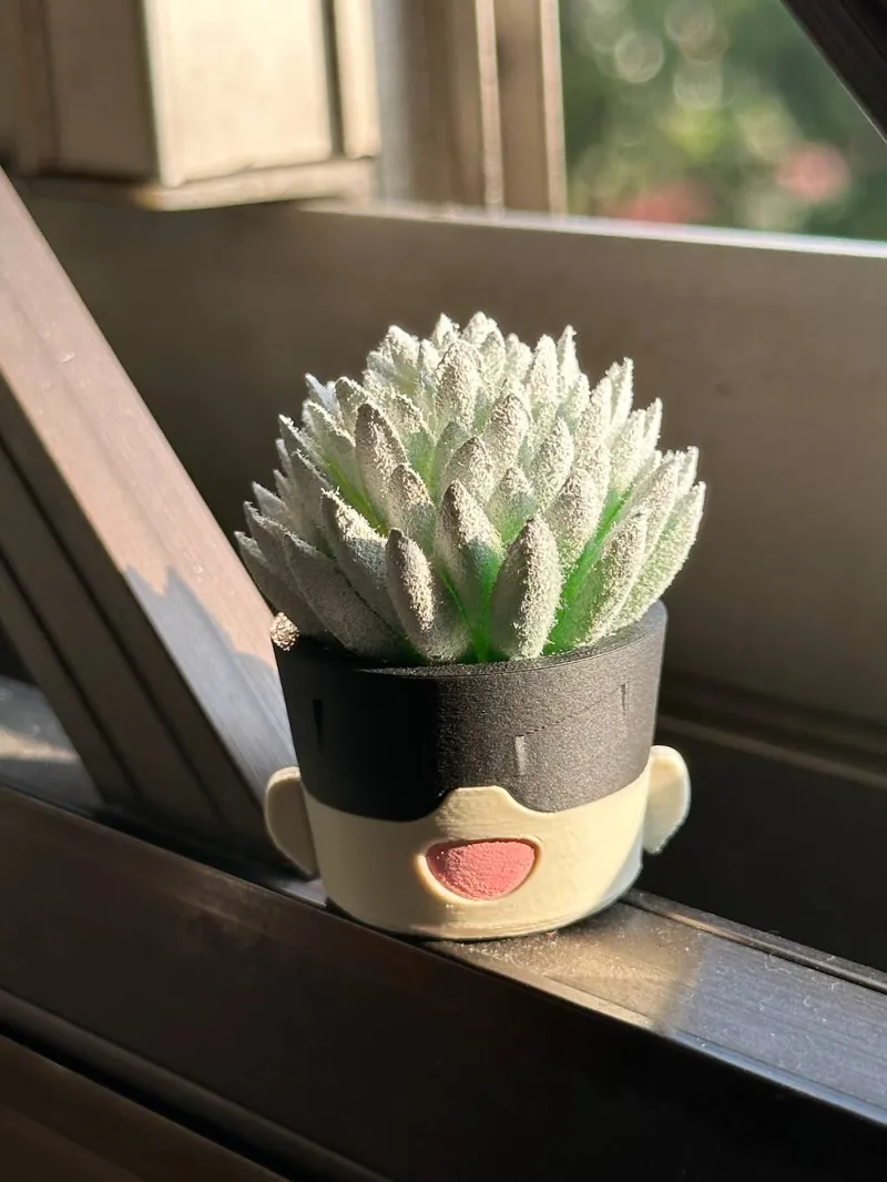 Gojo Satoru Pot (Growjo Succtoro)
