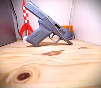Réplique décorative de pistolet concept 9 mm — photo 1
