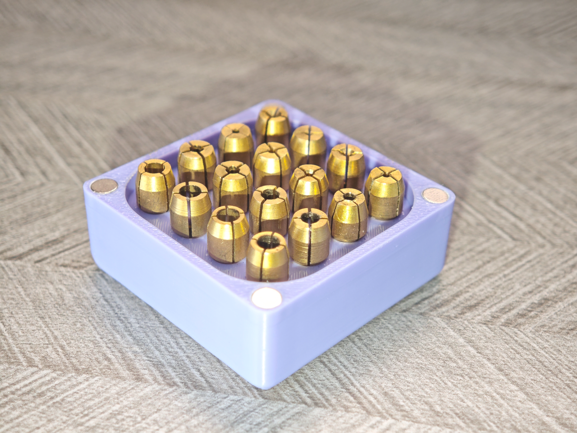 Miniatura 1 do modelo 3D 电磨夹芯收纳盒（磁吸款）