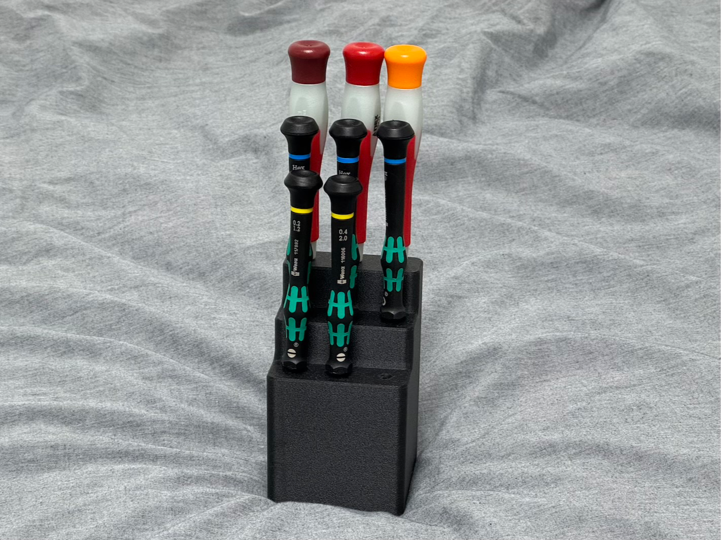 Minimal Screw Driver Holder
