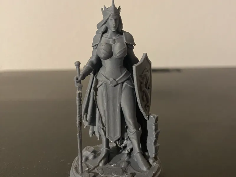 D&D Königin Elyndra von Drachenschild