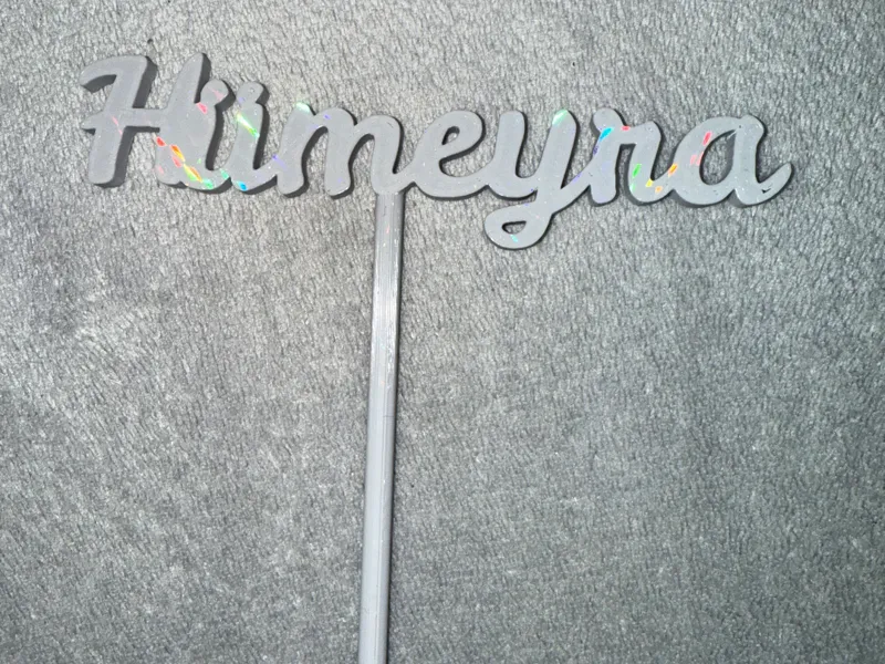 Personalisierter Namensstecker "Hümeyra"