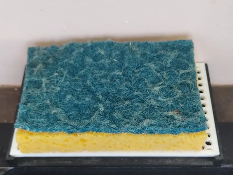 Sponge holder