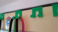 0.2mm layer, 9 walls, 15% infill