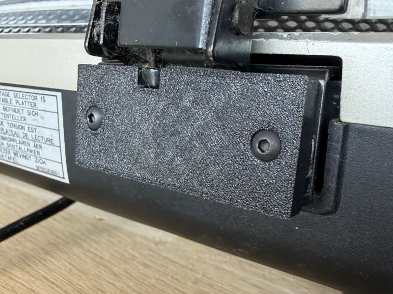 Technics SL1200 early model hinge mount
