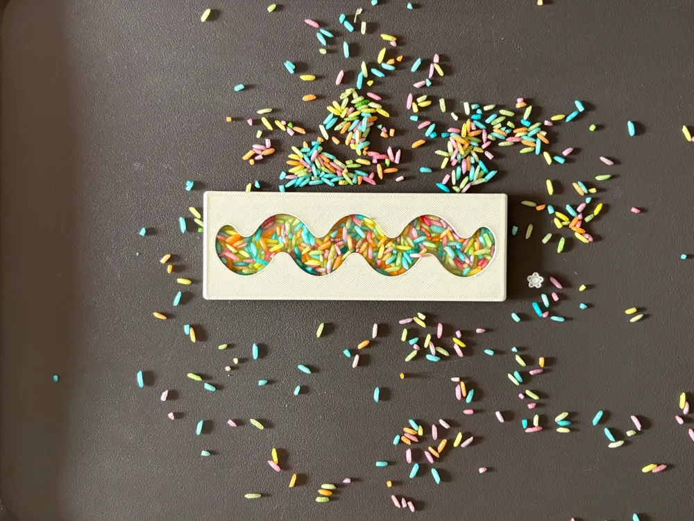 Bandeja organizadora: Pre-Writing Stroke Stamps for Sensory Play. Referencia del modelo original.