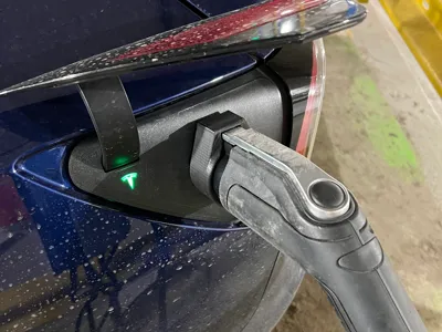 Tesla J1772 Secure lock