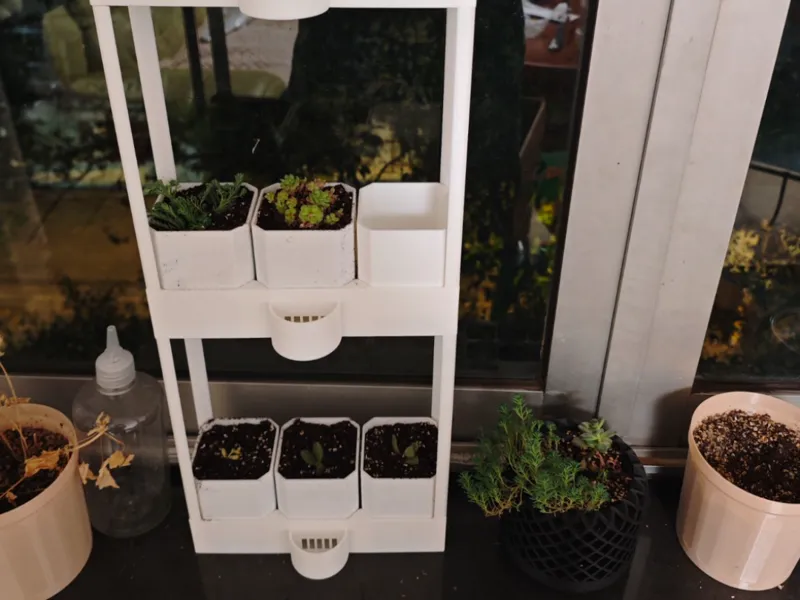 Stackable Small Planting Pot
