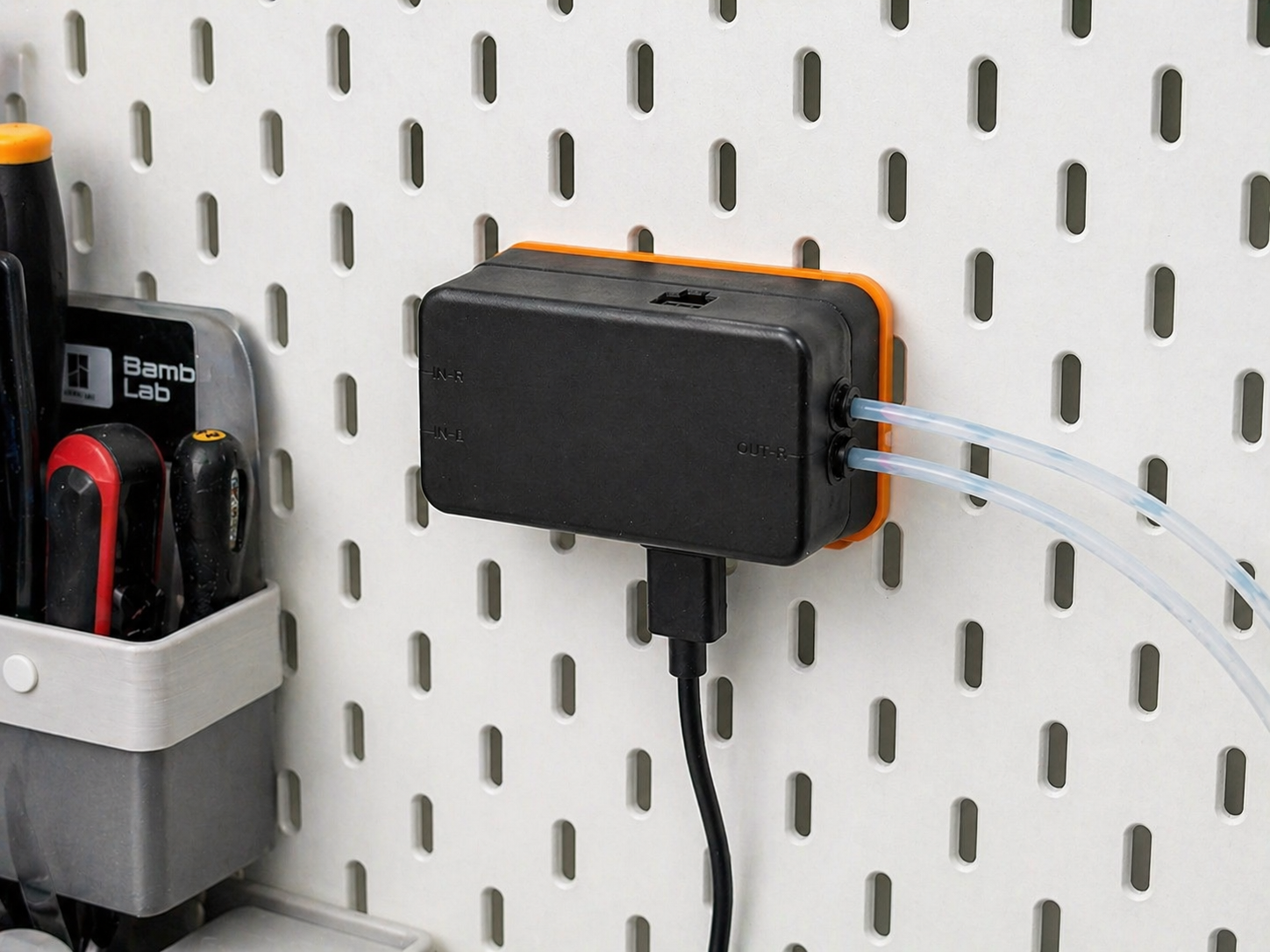 Track Switch Mount (Skadis) Vertical & Horizontal