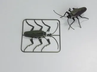 Articulated Cockroach Kit Card