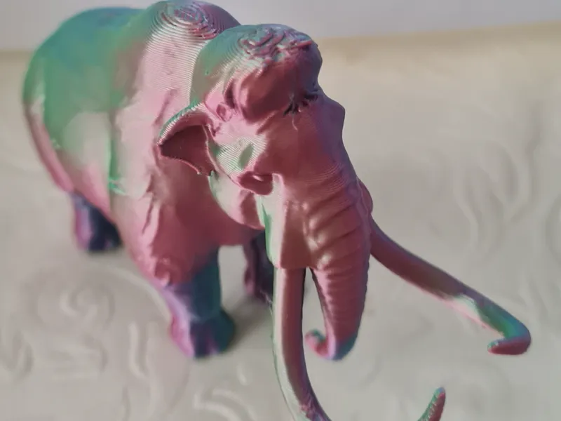 Tundra Titan – Woolly Mammoth Display Statue