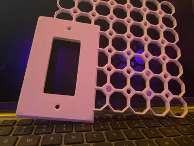 Wall Plate with Phone Holder v2.0 - Multiboard