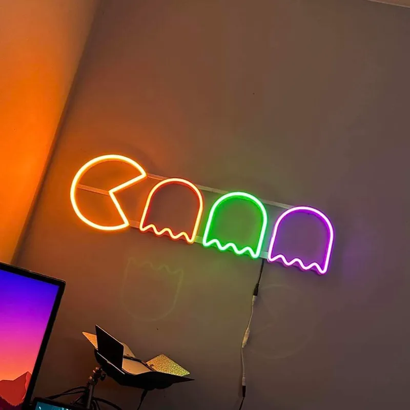 PACMAN Neon BIG!