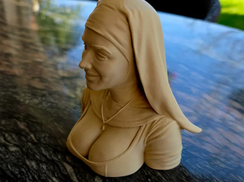 Nun 01 