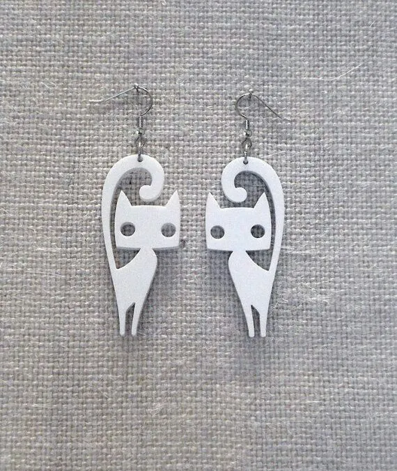 CUTE CAT EARRING