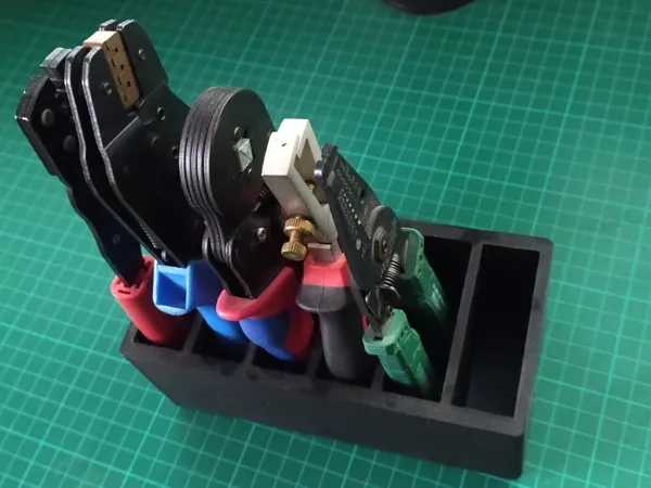 https://makerworld.bblmw.com/makerworld/model/US21982a283361f9/design/2024-10-21_6d3f81a776631.jpg