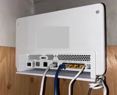 Reverse Wall Mount for FritzBox 5690 Pro Router
