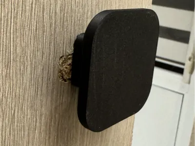 Sliding door handle
