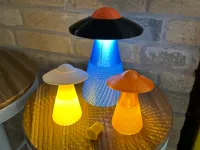 Lampe de table OVNI à faisceau lumineux — photo 7