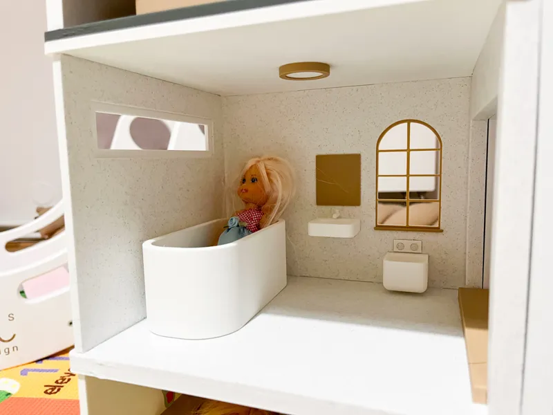 A bathtub for a dollhouse