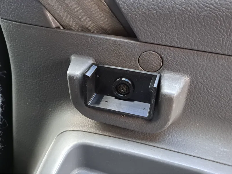 Kia Carens 2006 roll hat shelf bracket