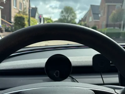 Flitsmeister Dash Holder - Tesla Model 3 Highland
