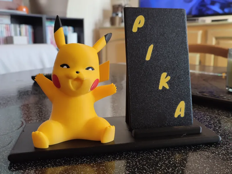 support téléphone Pikachu