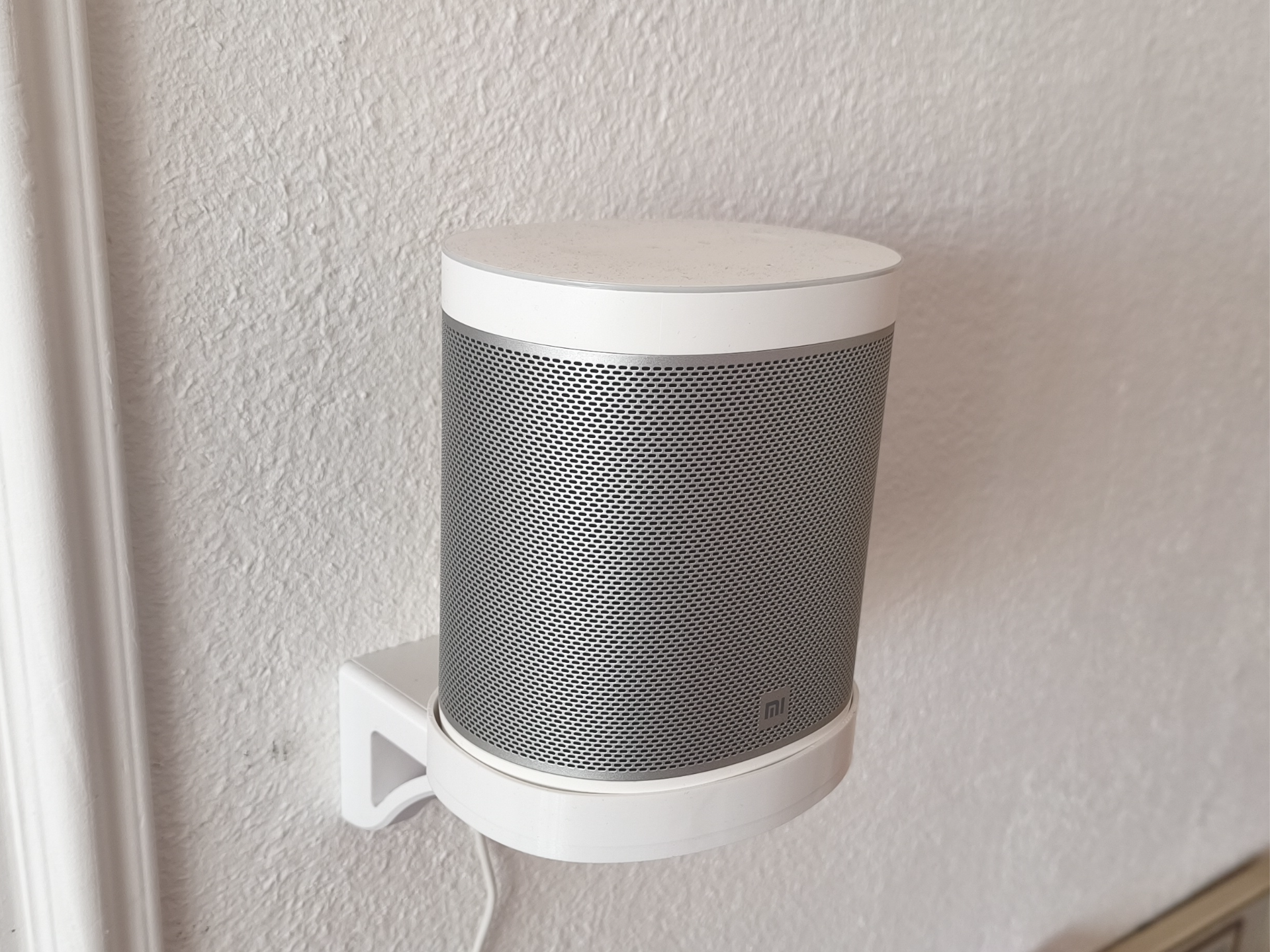 Xiaomi Mi Smart Speaker shelf