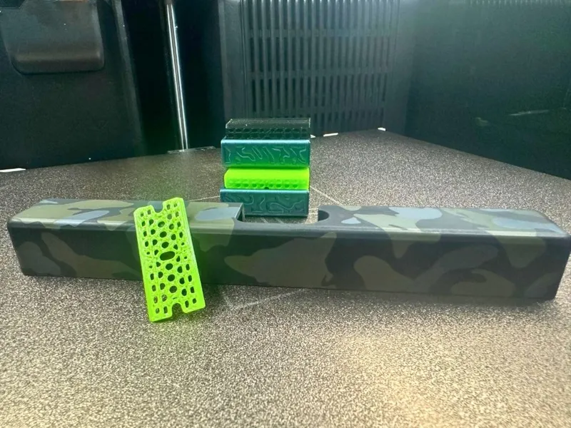 Plastic Razor Blade