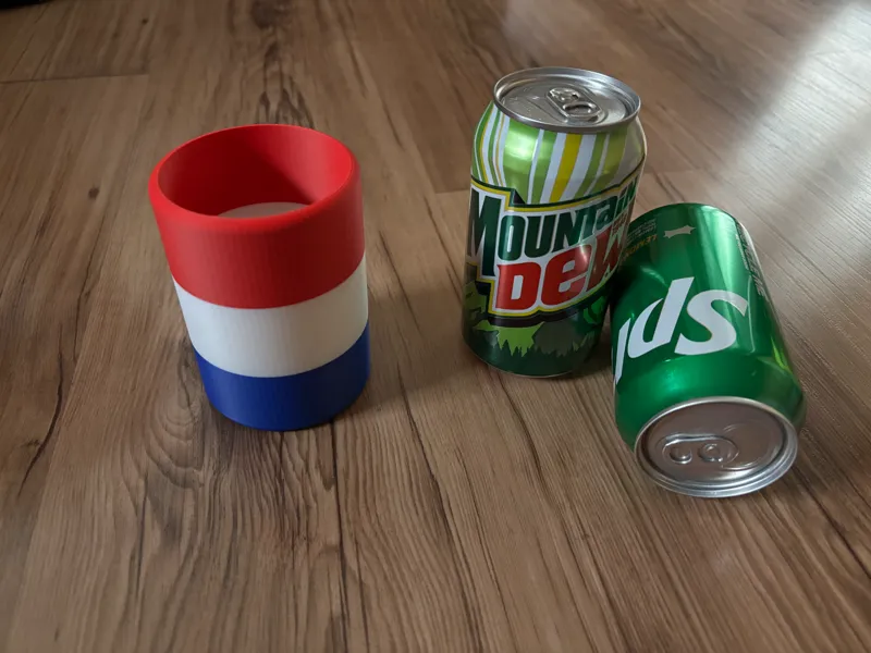 Can cooler sleeve