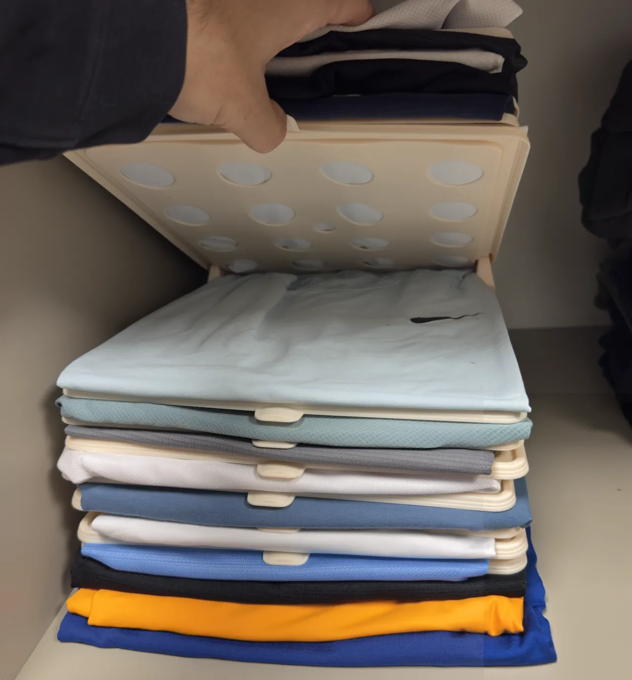 Organizador apilable para camisetas y ropa XL view 4