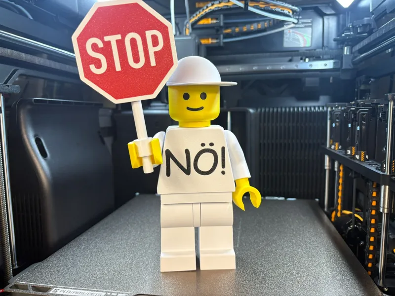 Brickman NÖ! 20cm Figur 500%
