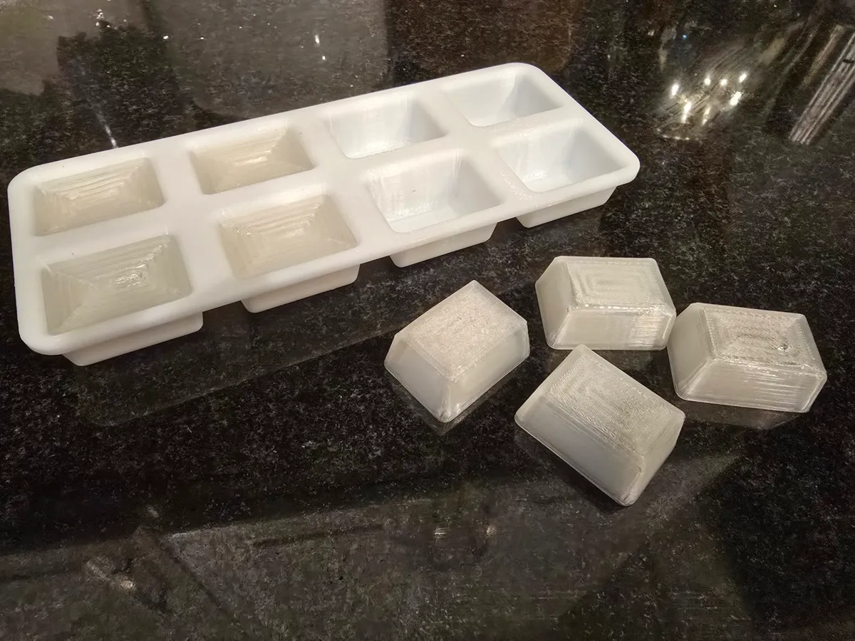Toy Ice Cube Tray with Ice Cubes - Free 3D Print Model - MakerWorld