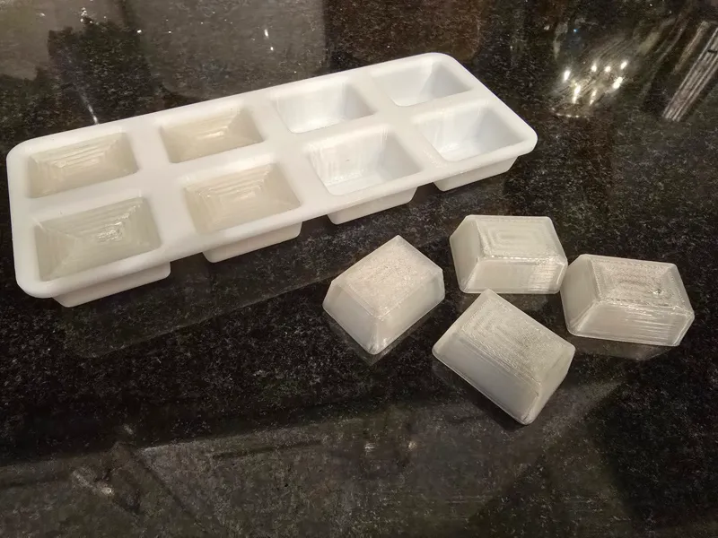 Toy Ice Cube Tray with Ice Cubes