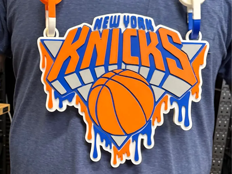 NY Knicks Drip Charm