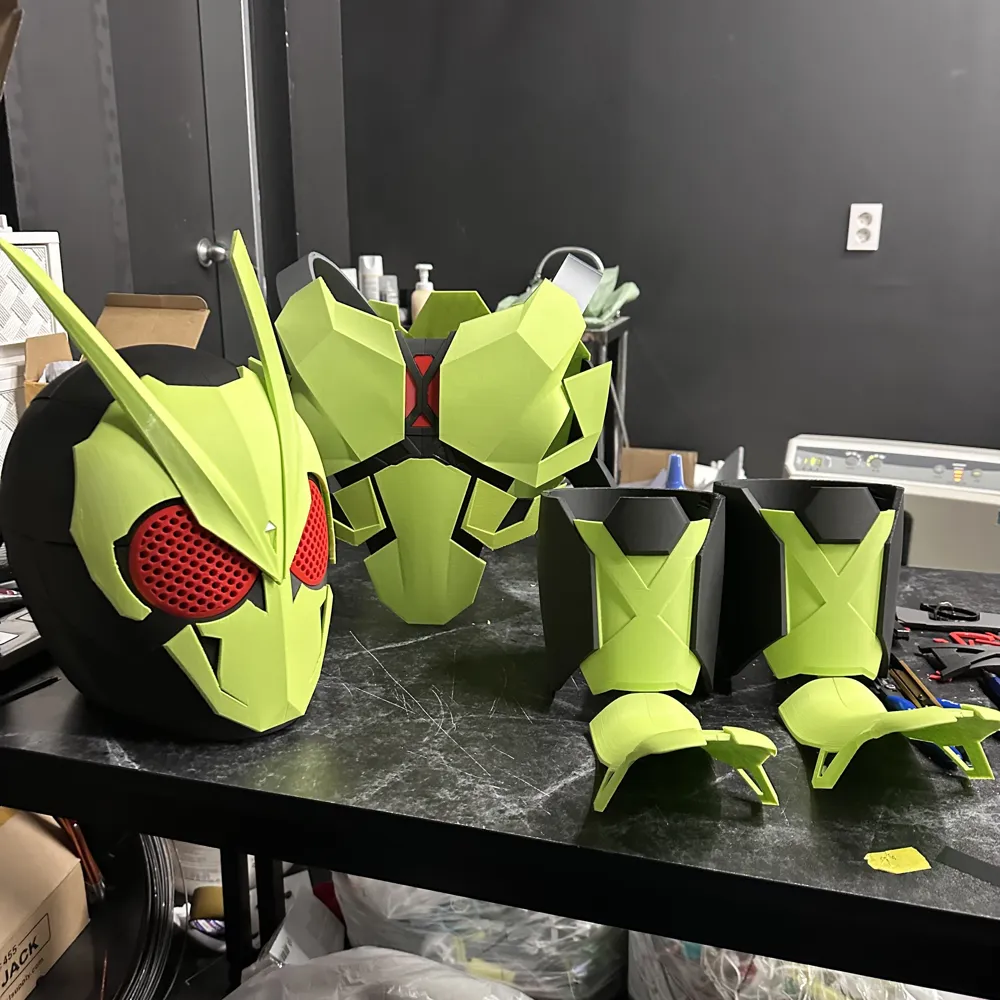 Kamen Rider Zero-One Helmet – [No Ams] - Free 3D Print Model - MakerWorld