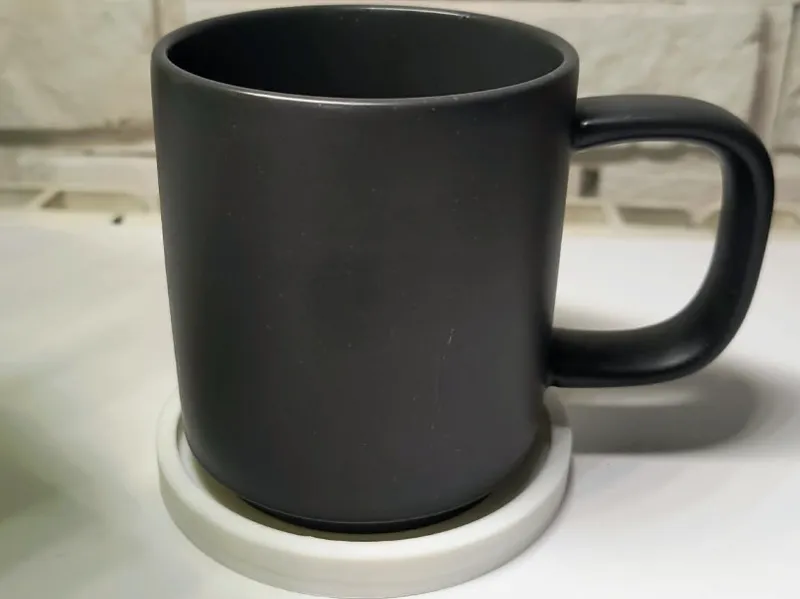 Minimalistic cup coaster