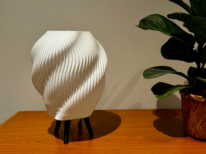 Slow wave lamp