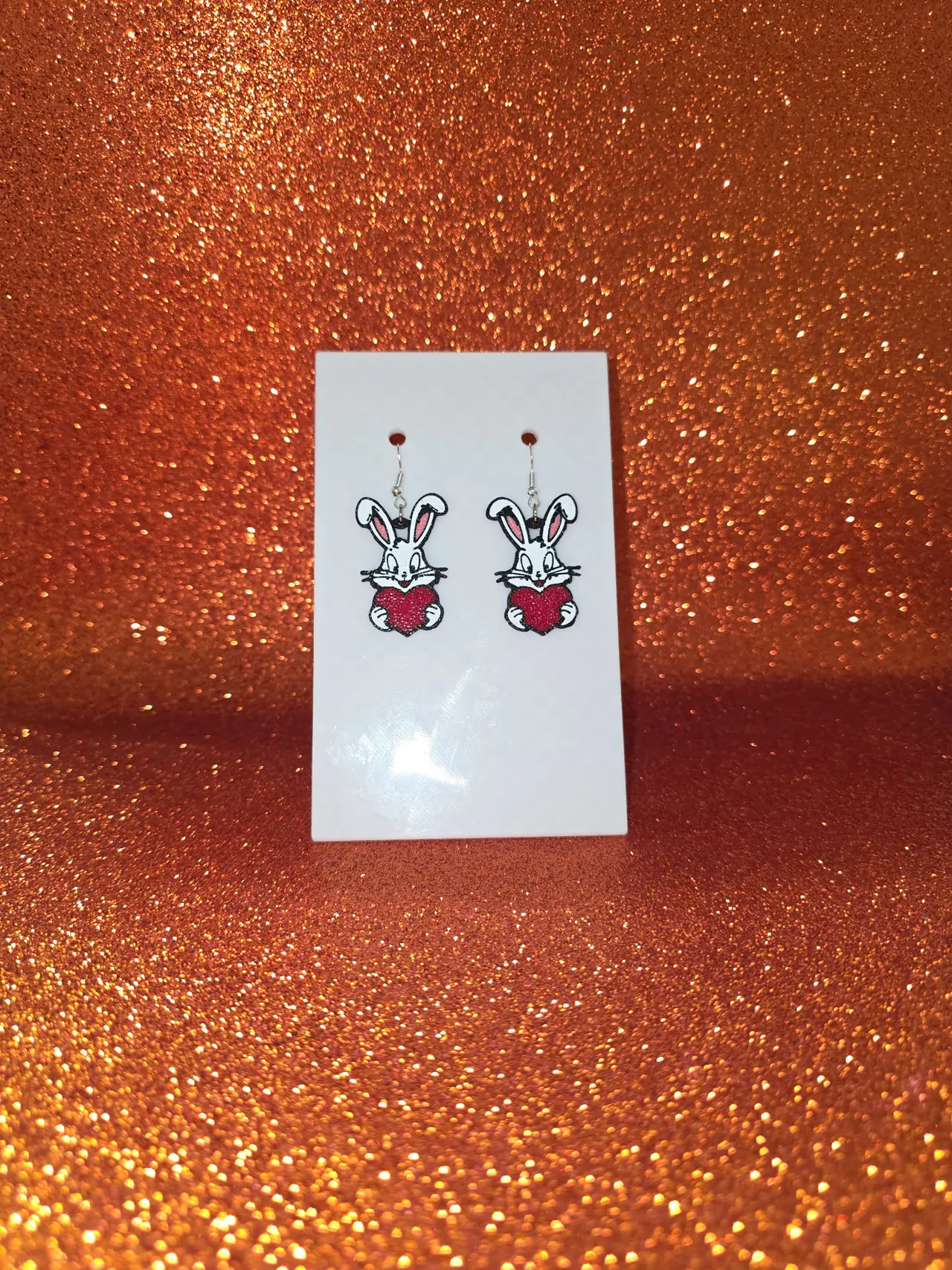 Bugs-Bunny in love earrings view 2