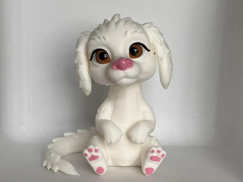 Falkor Sitting  up chibi 